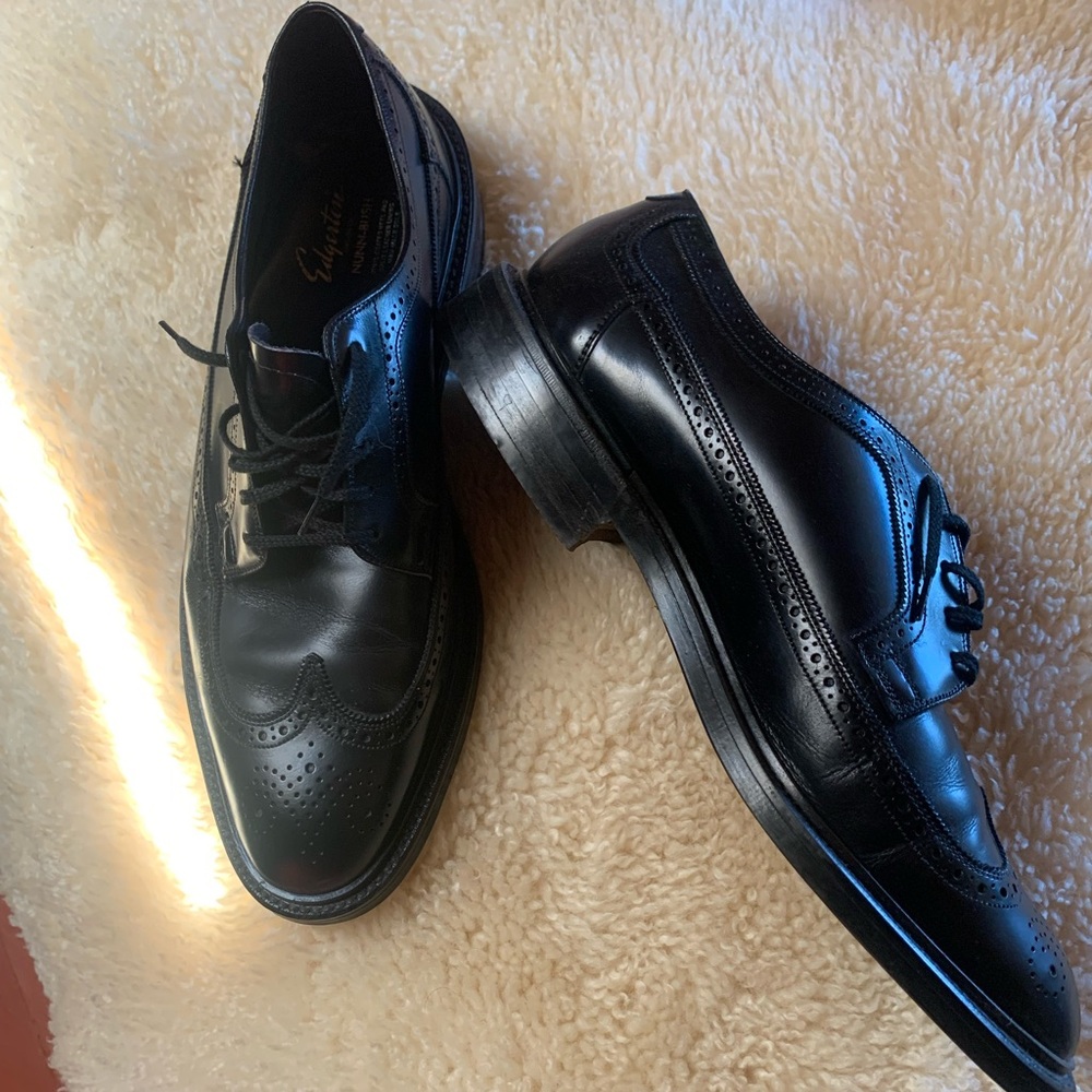 Mens Edgerton Fine Wingtip Shoes by Nunn Bush